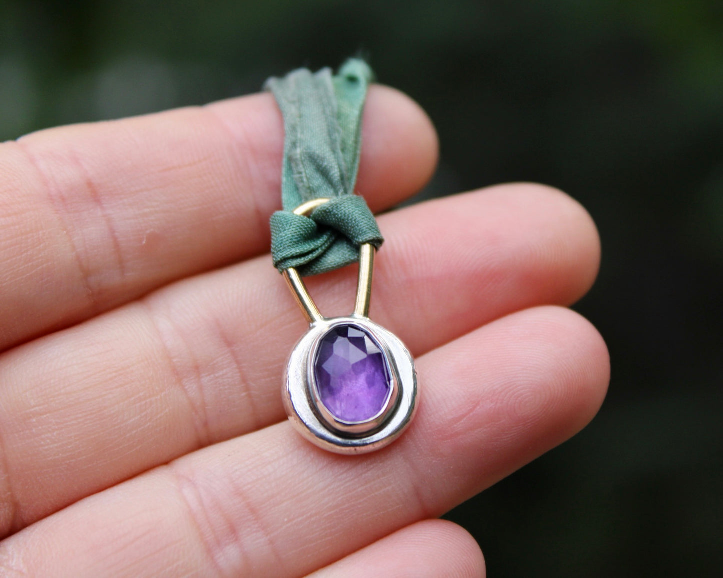 Silk threader | Amethyst