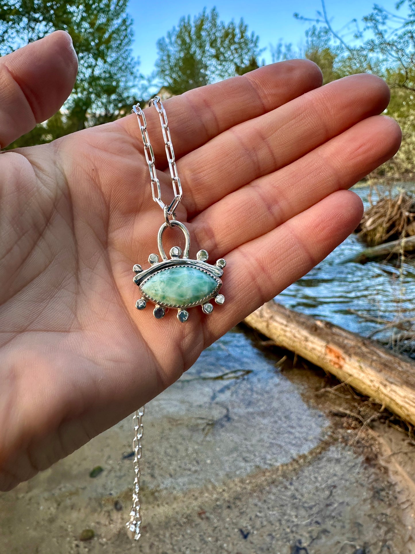 Magic Eye pendant #1 | Larimar
