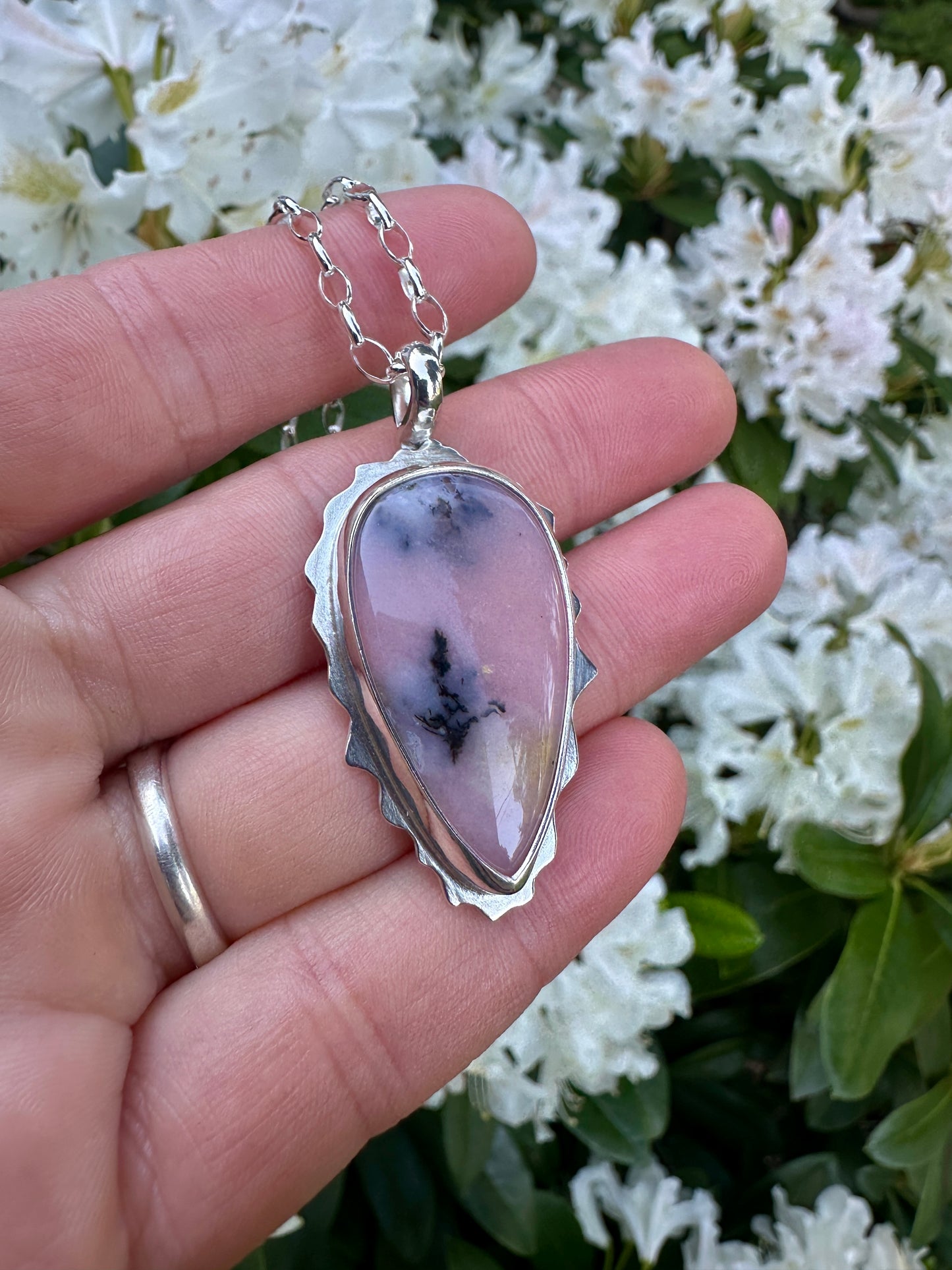 Amoeba pendant | Pink dendritic opal