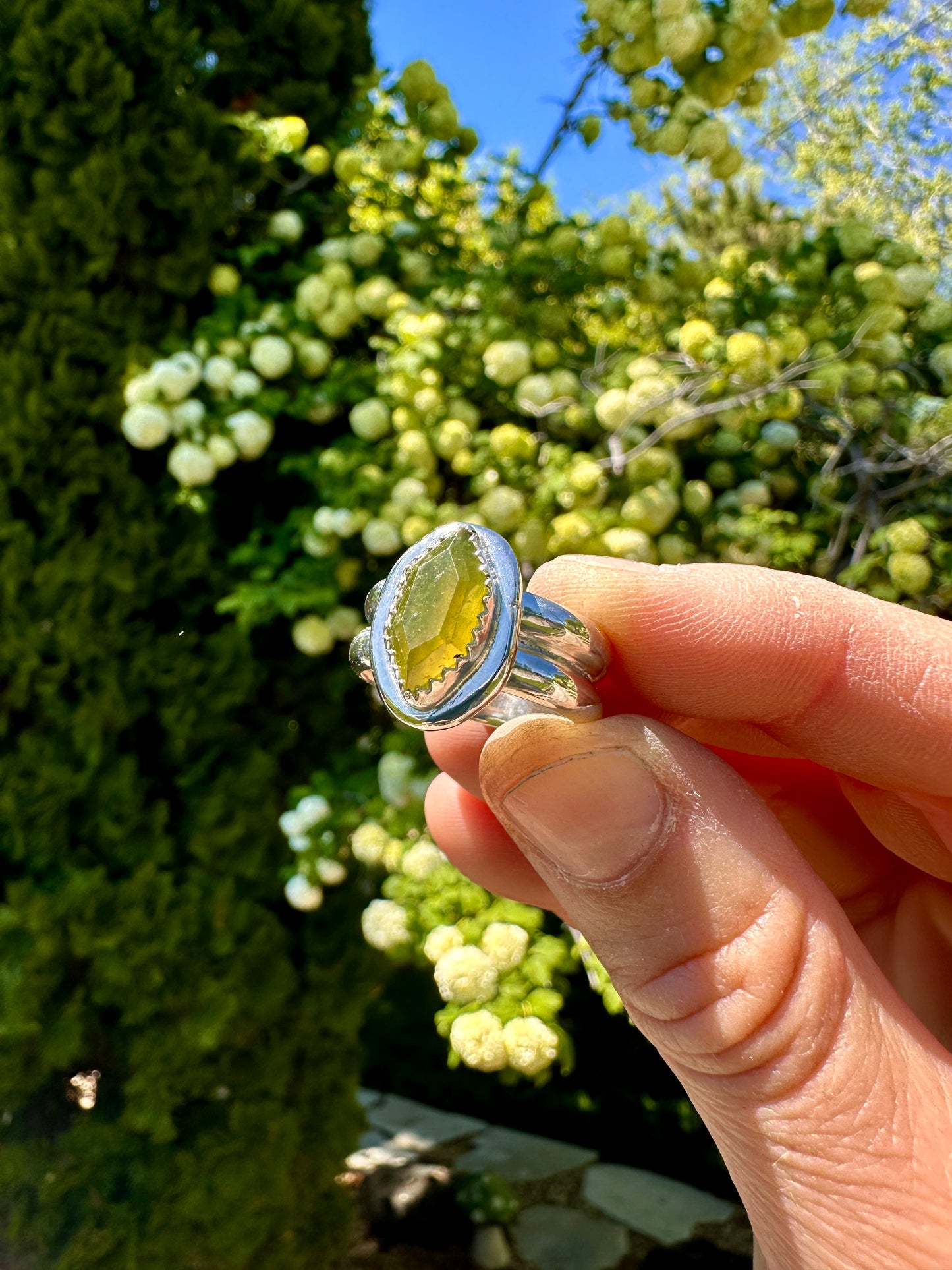 Uncommon double-band ring | Vesuvianite