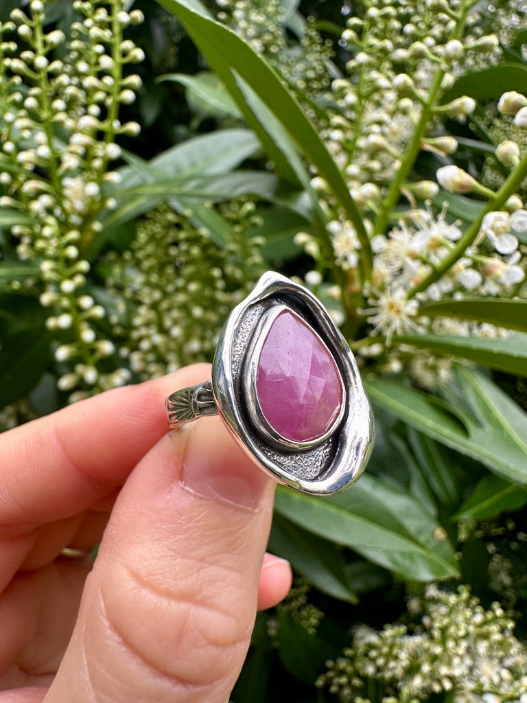 Melted ring | Orange sapphire (size 7.5)