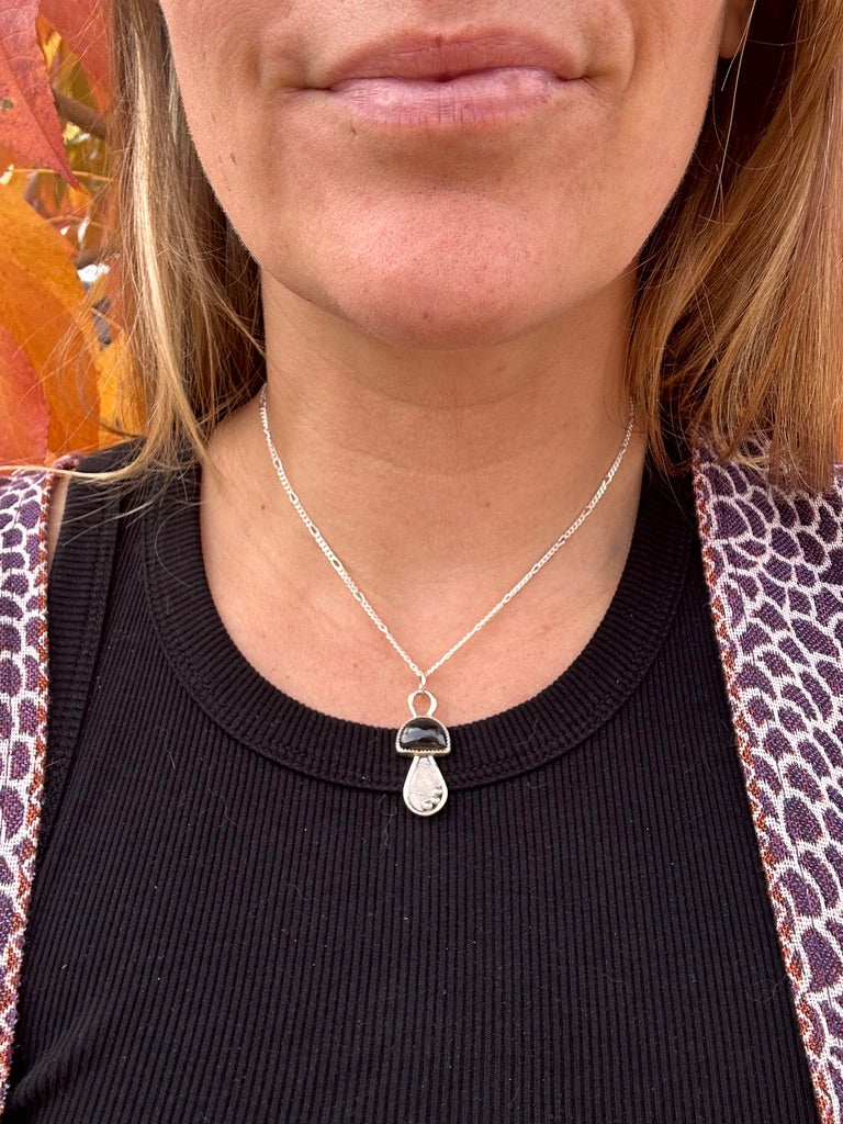 Mushaboom necklace | Black jadeite