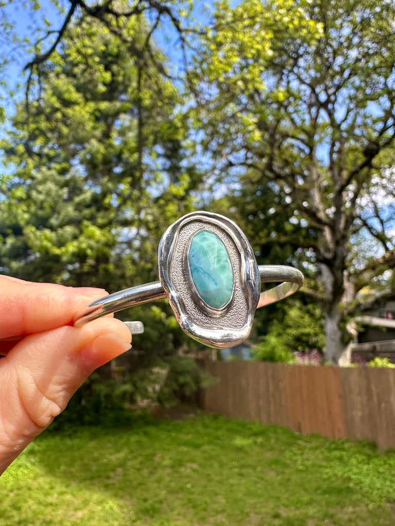 Melted cuff | Larimar