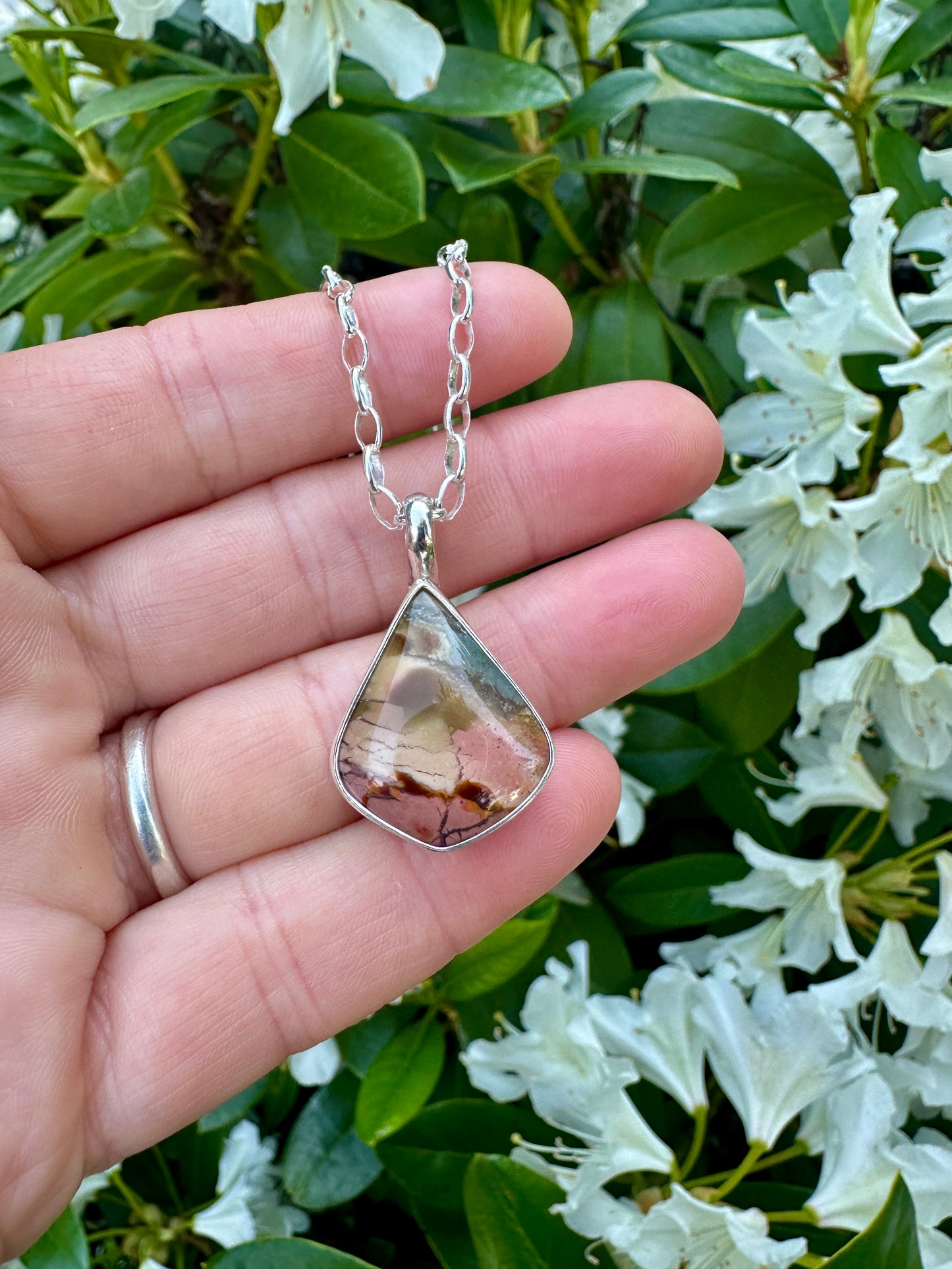 Plain Jane pendant | Polychrome Jasper