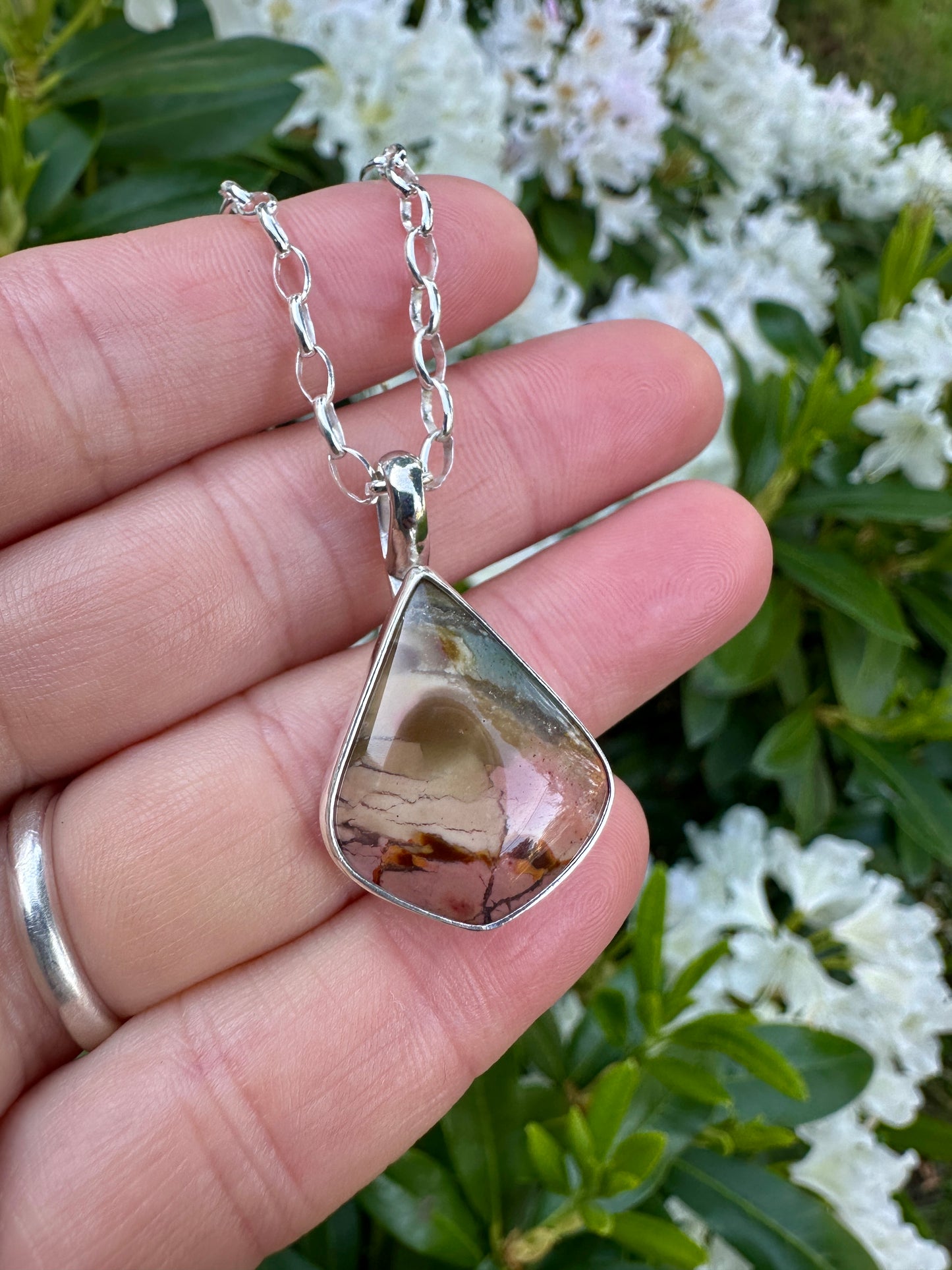 Plain Jane pendant | Polychrome Jasper