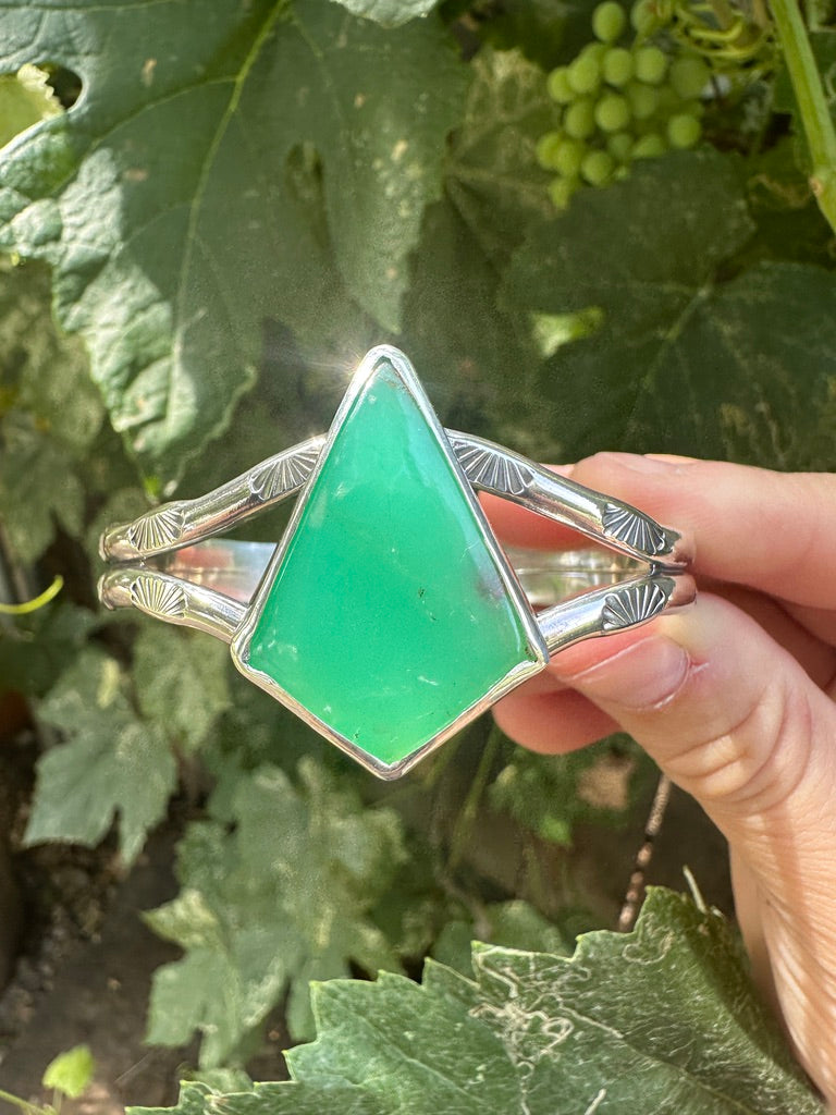 Mad Woman cuff | Australian chrysoprase kite