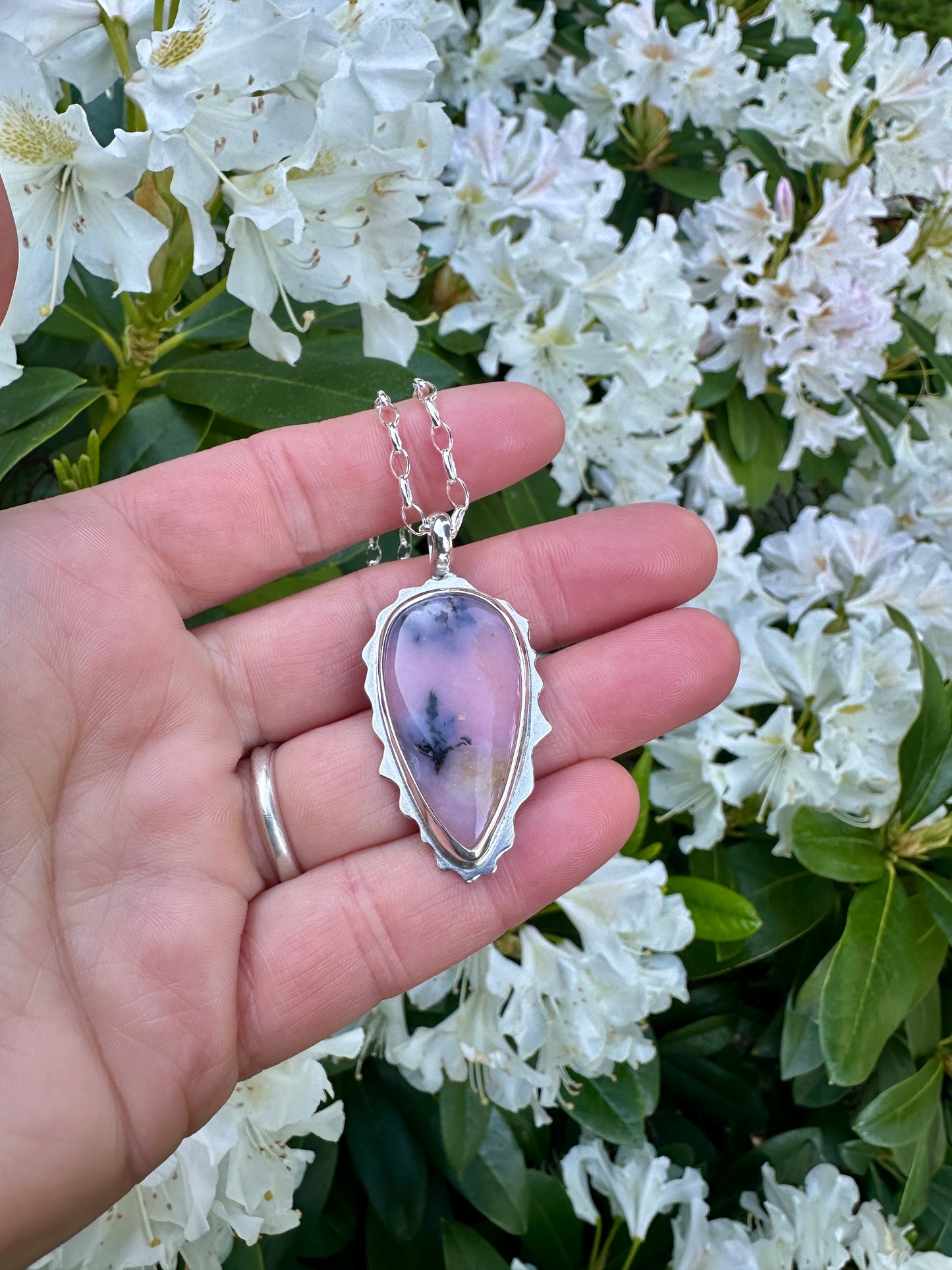 Amoeba pendant | Pink dendritic opal