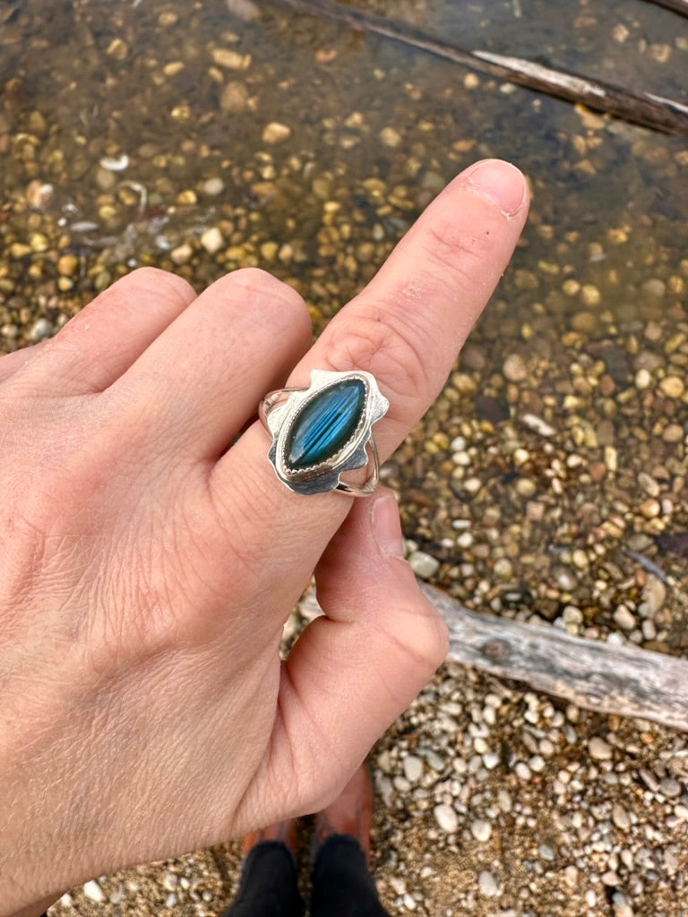 Amoeba ring | Labradorite | Size 7.5