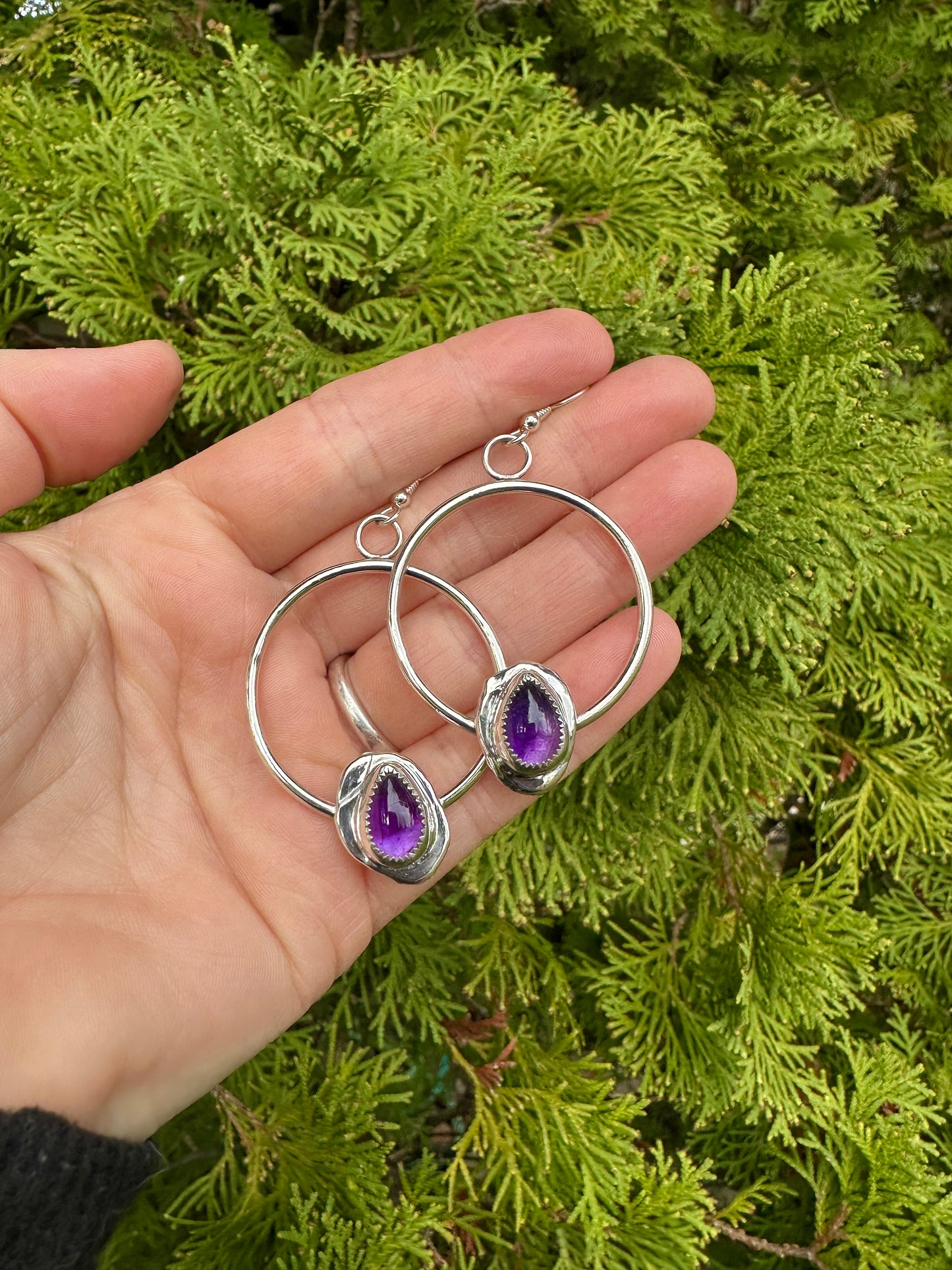 Uncommon hoops | Amethyst