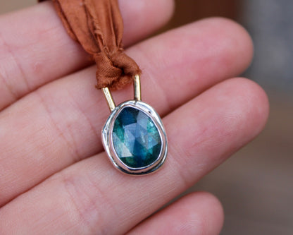 Silk threader | Kyanite