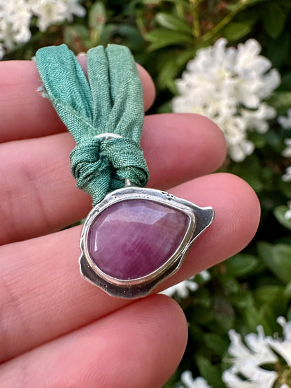 Silk threader | Orange sapphire