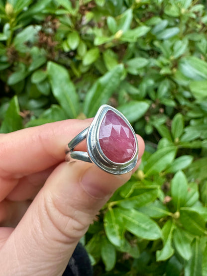 Uncommon ring | Orange sapphire (size 7)