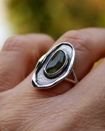 Melted ring | Green tourmaline (size 7)