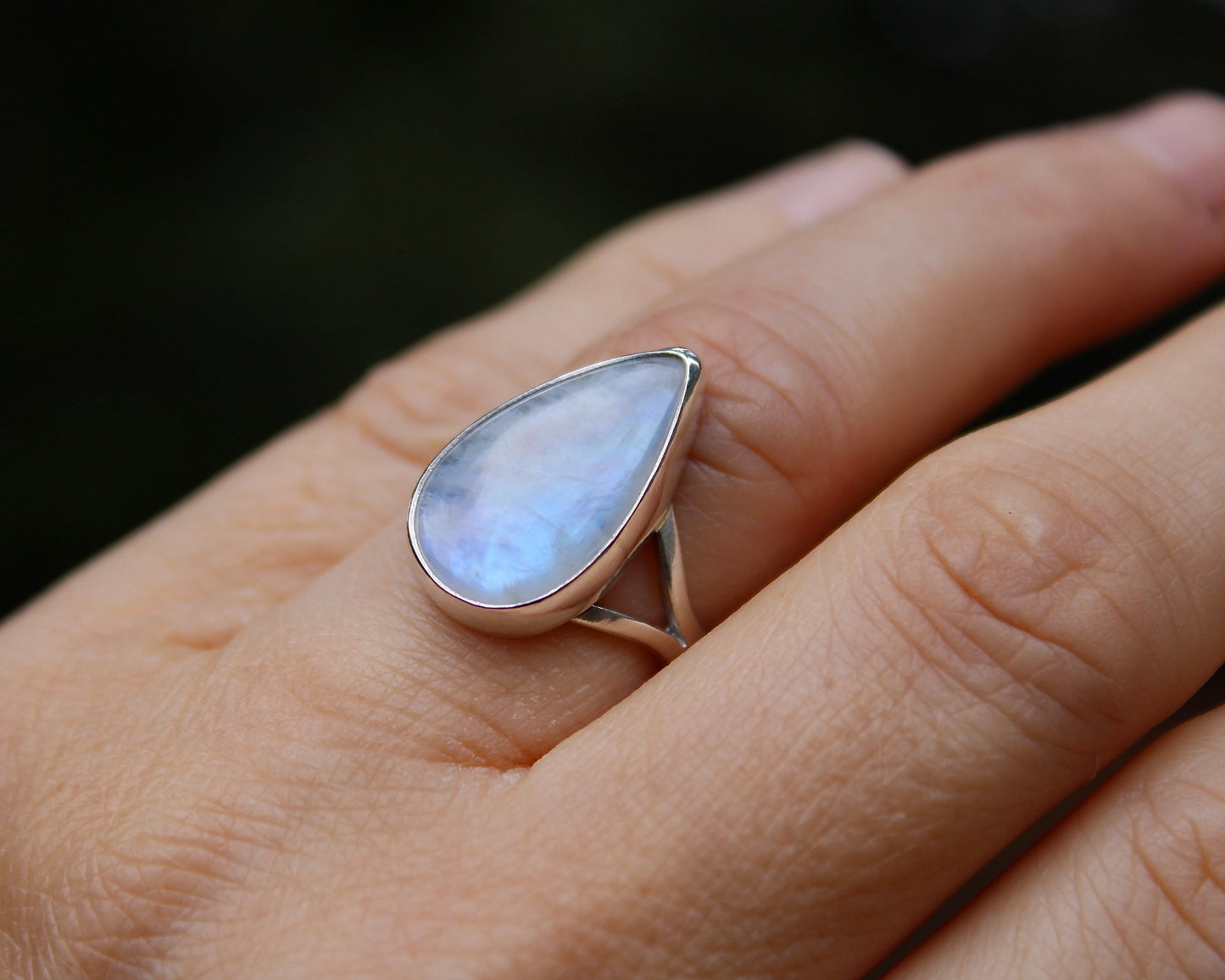 Split Ends ring | Moonstone (size 6)