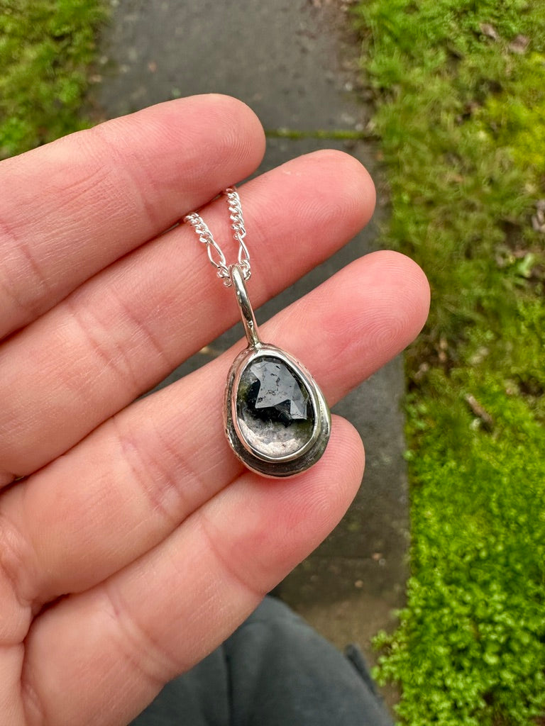 Uncommon necklace | Tourmaline