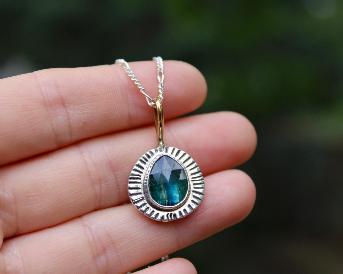Sunburst necklace | Kyanite