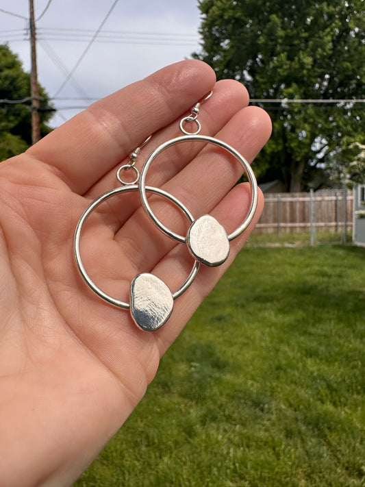 Uncommon freeform hoops