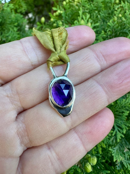 Silk threader | Amethyst