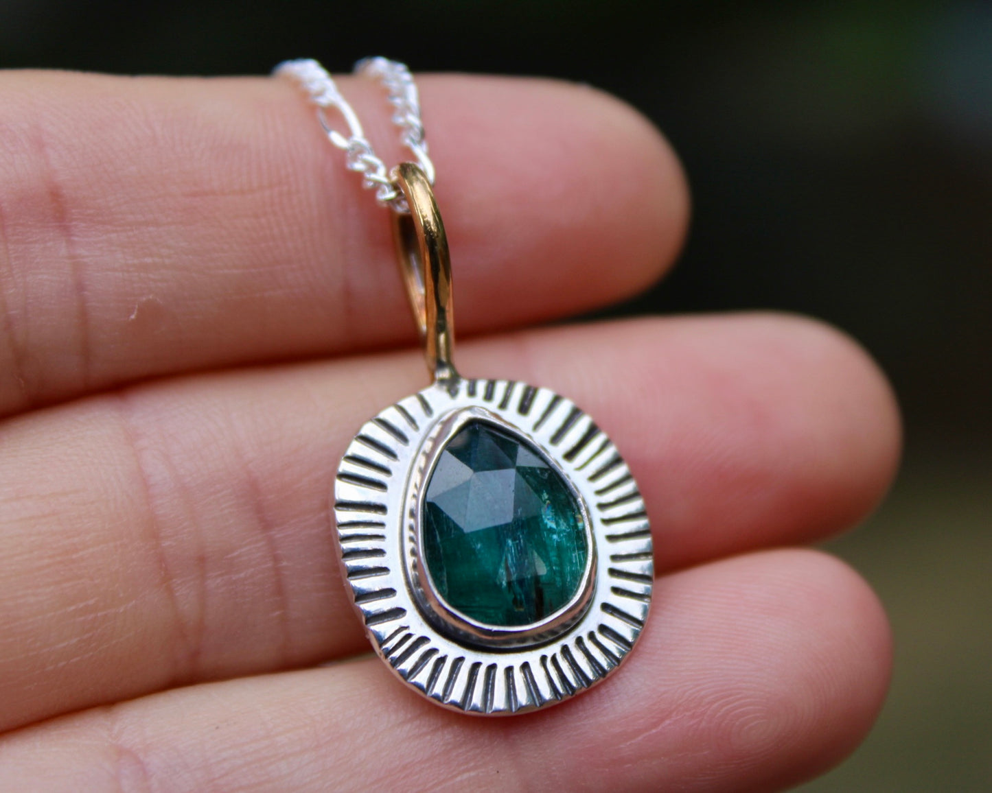 Sunburst necklace | Kyanite