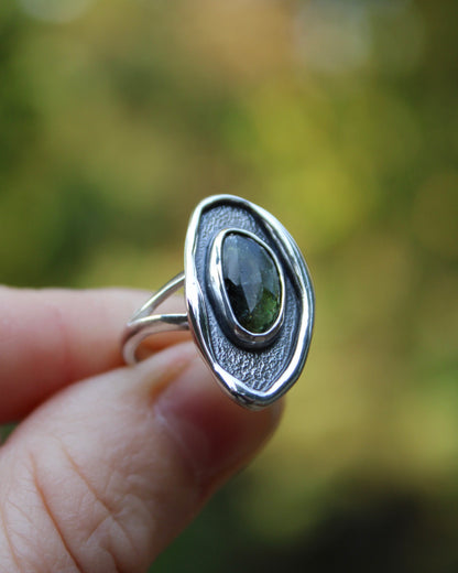 Melted ring | Green tourmaline (size 7)