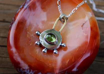 Nugget necklace | Peridot