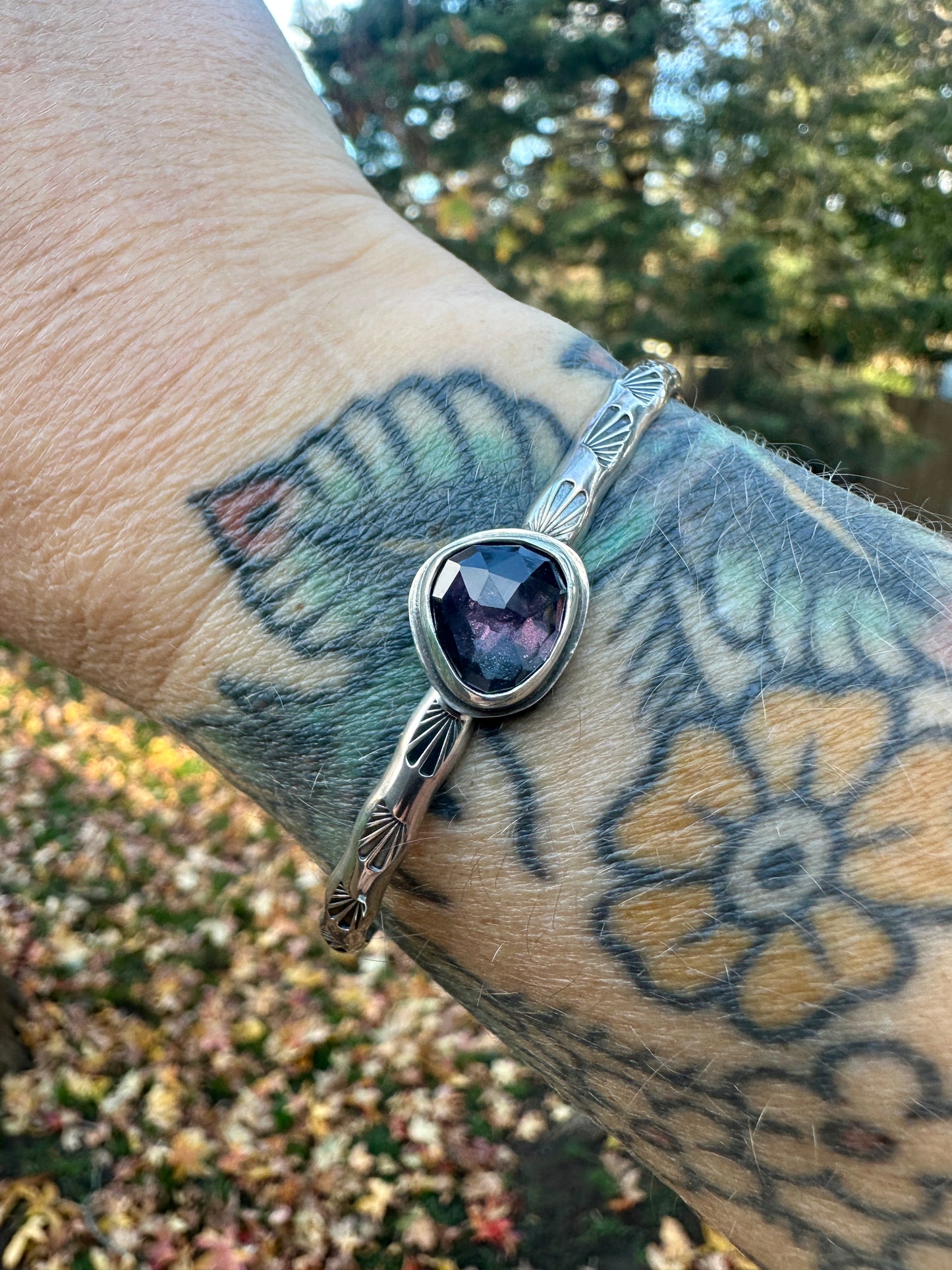 Mad Woman stacker cuff | Zircon