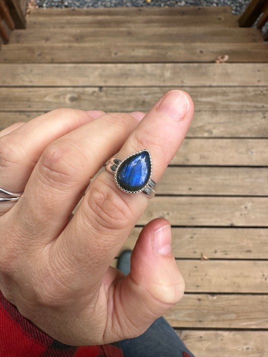 Plain Jane ring | Labradorite (size 6)
