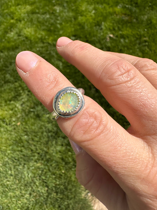 Uncommon ring | Ethiopian opal