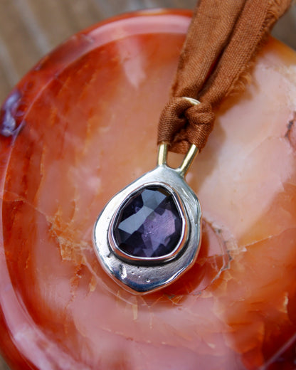 Silk threader | Amethyst