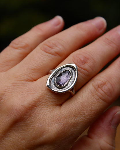 Melted ring | Purple zircon (size 8)