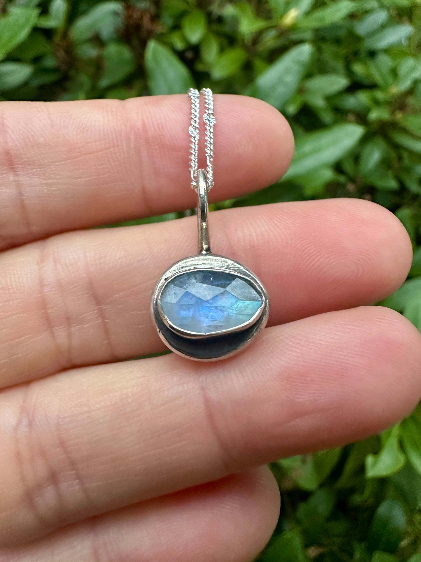 Uncommon necklace | Moonstone