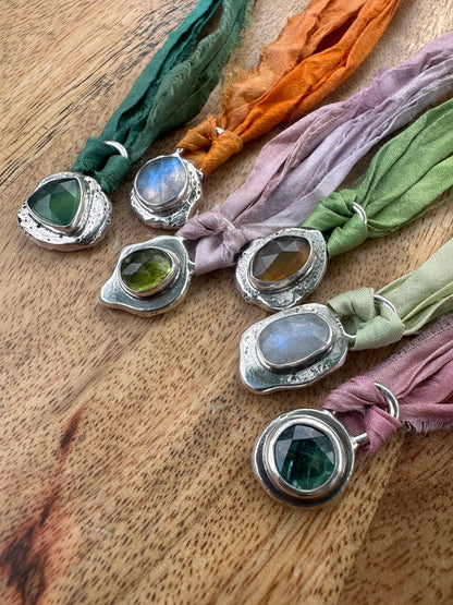 Uncommon pendant | Moonstone w/ orange silk