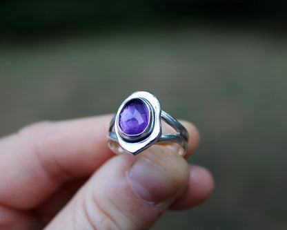 Uncommon ring | Amethyst (size 8)