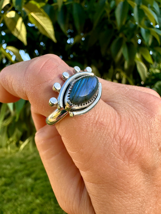 Magic Eye ring | Labradorite