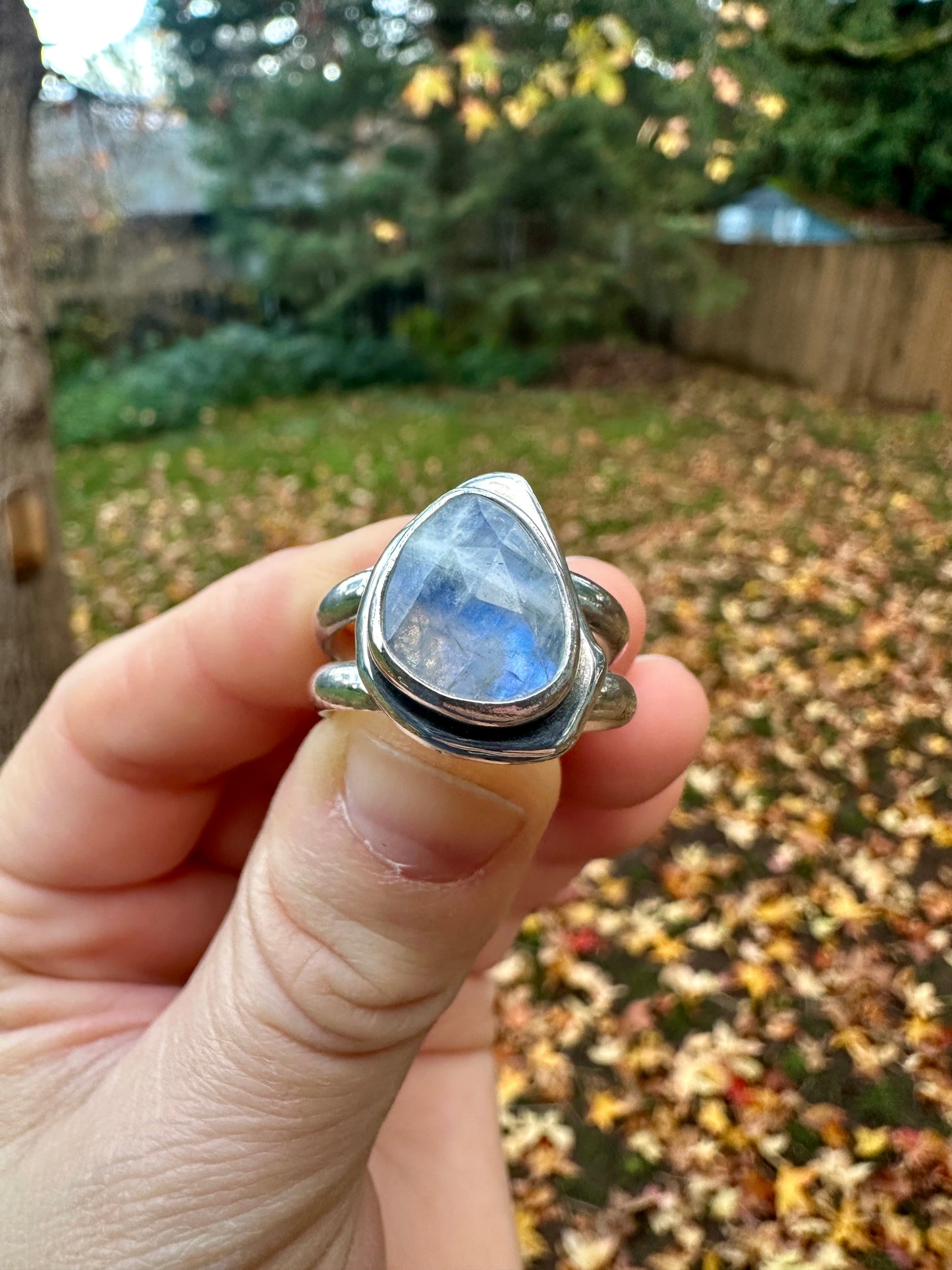 Uncommon ring (double-band) | Moonstone (size 8.25)