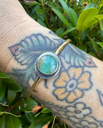 Uncommon brass cuff | Peruvian opal (oval)
