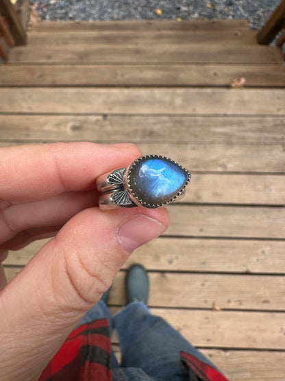 Mad Woman ring | Labradorite (size 7)